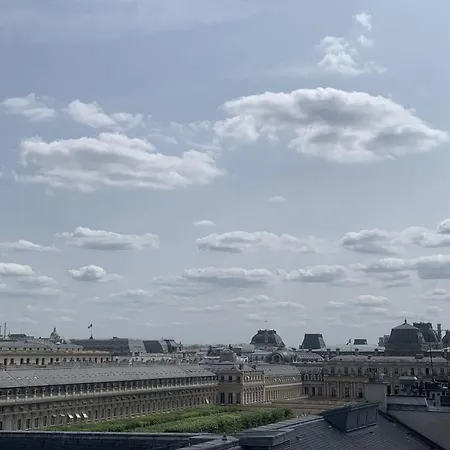 Beautiful Overlooking The Royal Palace Appartamento Parigi